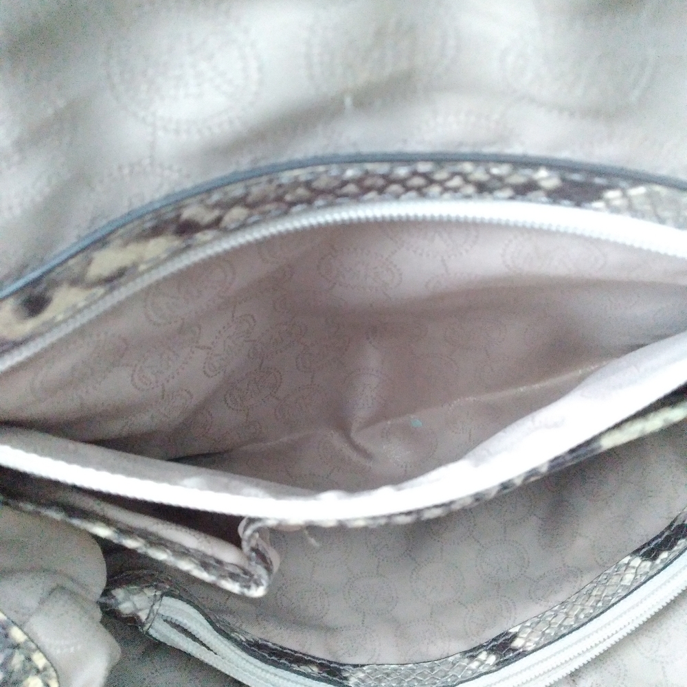 Michael Kors snakeskin purse - Picture 6 of 16